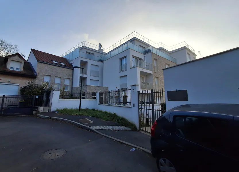 Flat Rue Alexandre Dumas in Sucy-en-Brie