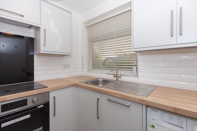 Flat Butler Close in Oxford