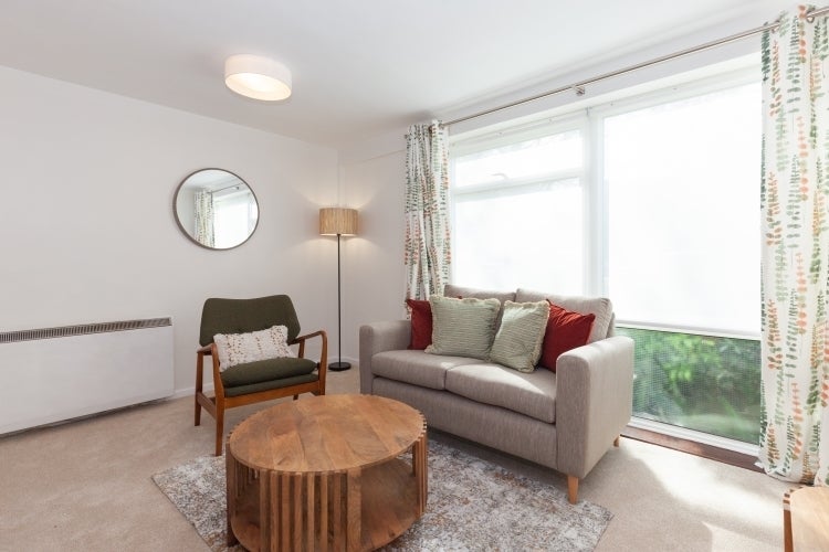 Flat Butler Close in Oxford