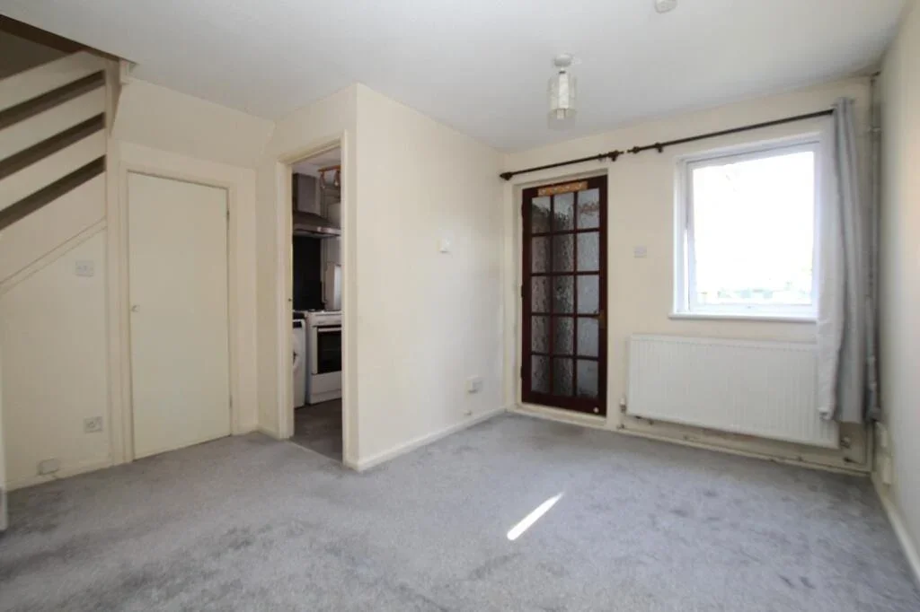 House Kenilworth Close in Crawley