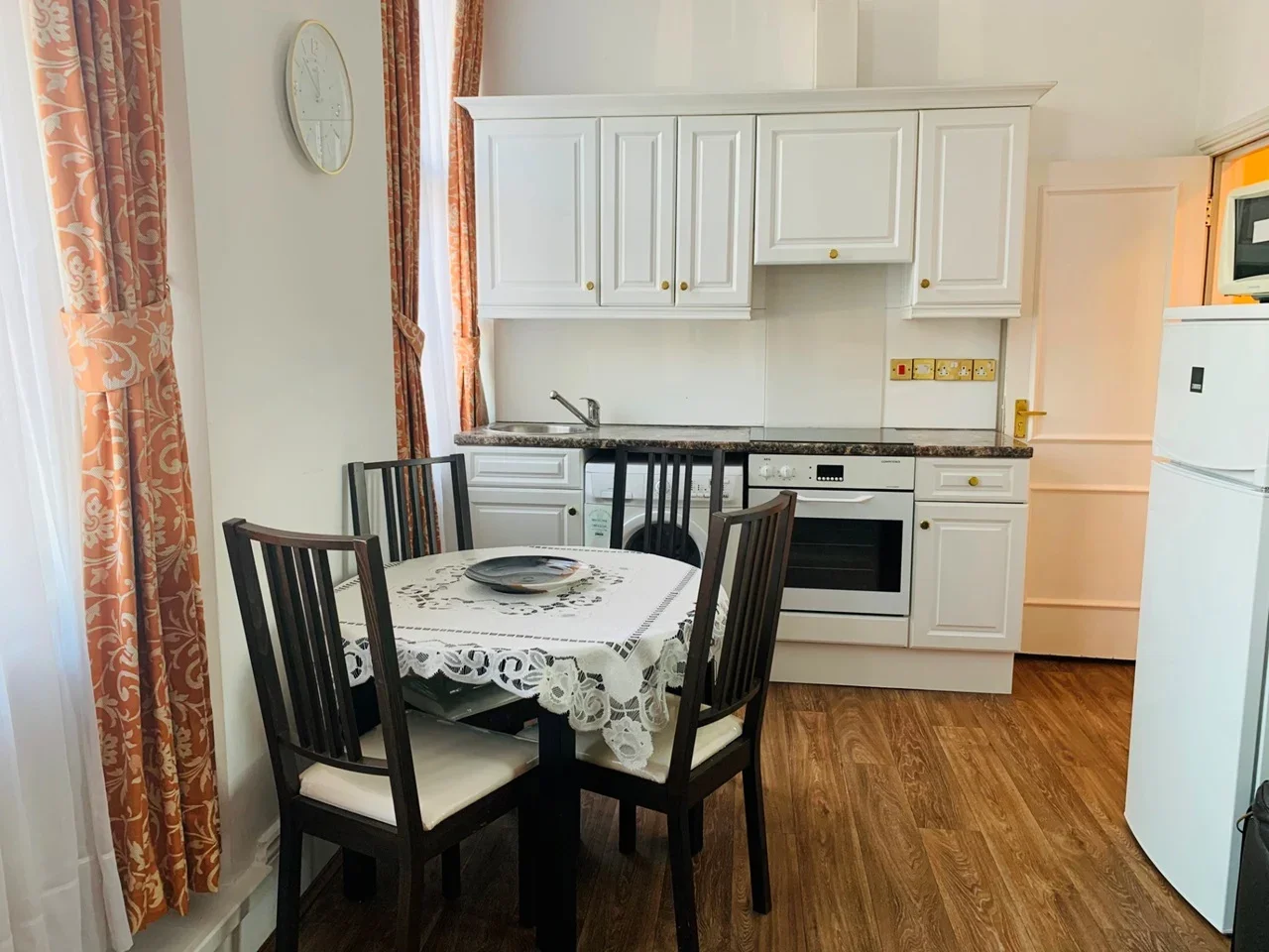 Flat Upper Montagu Street in City of Westminster