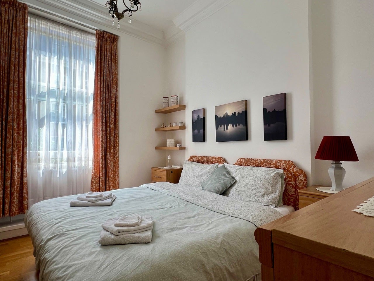 Flat Upper Montagu Street in City of Westminster