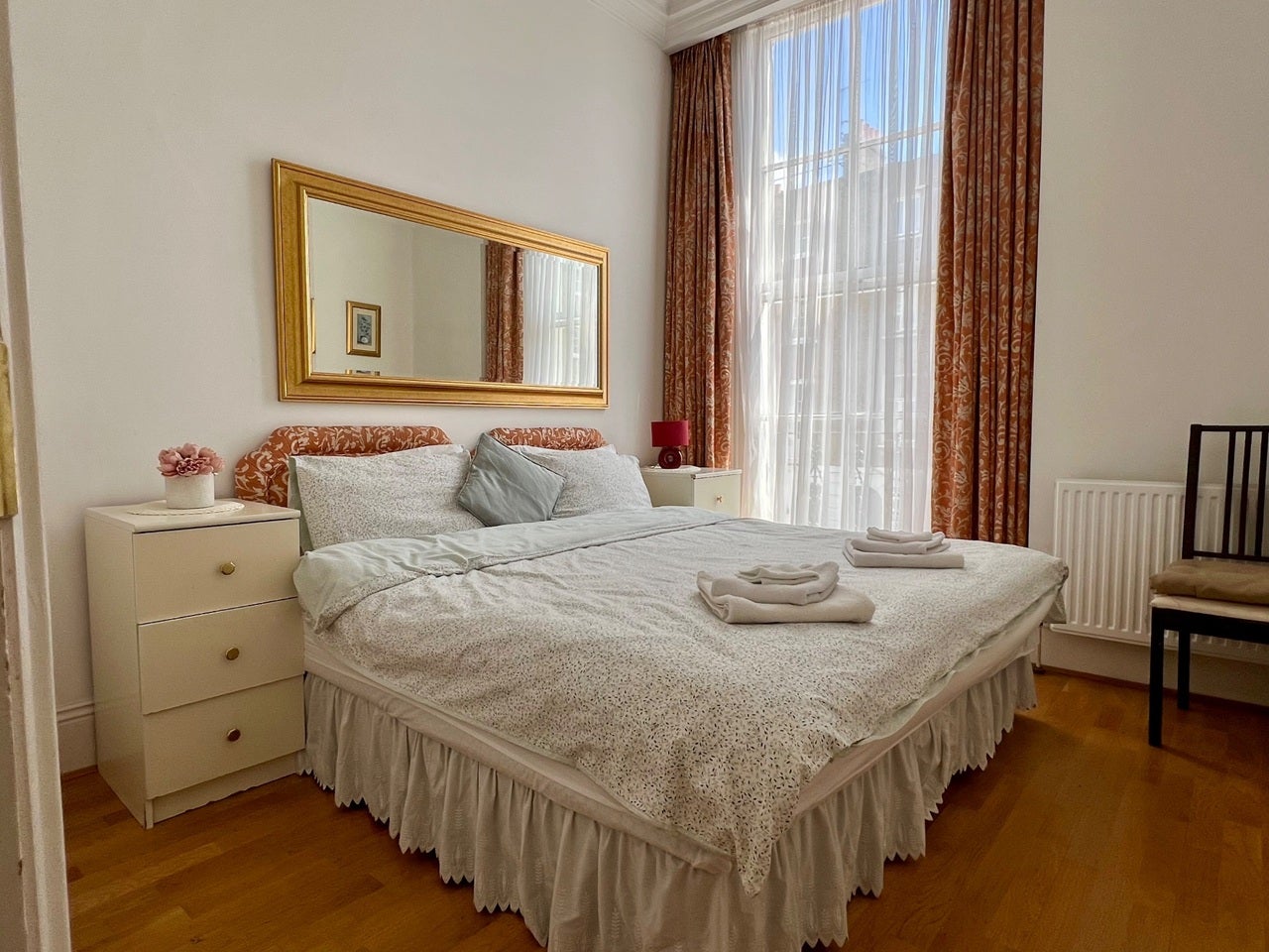 Flat Upper Montagu Street in City of Westminster