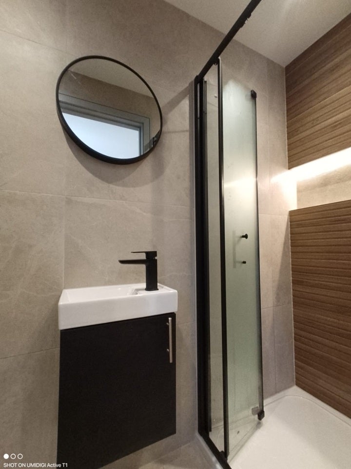 Room Southwell Road in Greater London