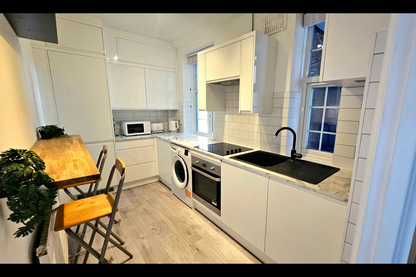Flat Brunswick Road in Greater London