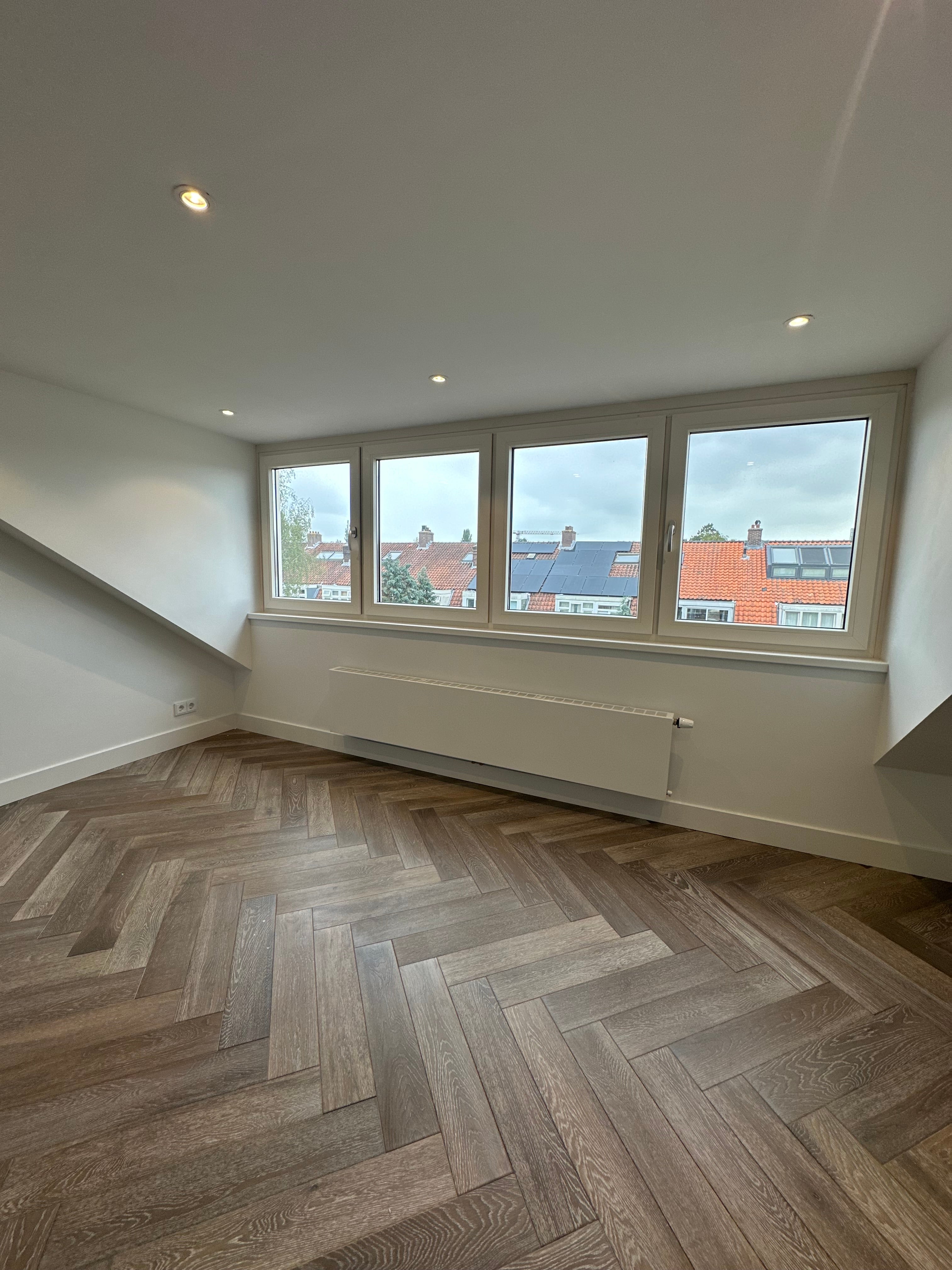 Appartement te huur: Mr. P.N. Arntzeniusweg 49-1, Amsterdam