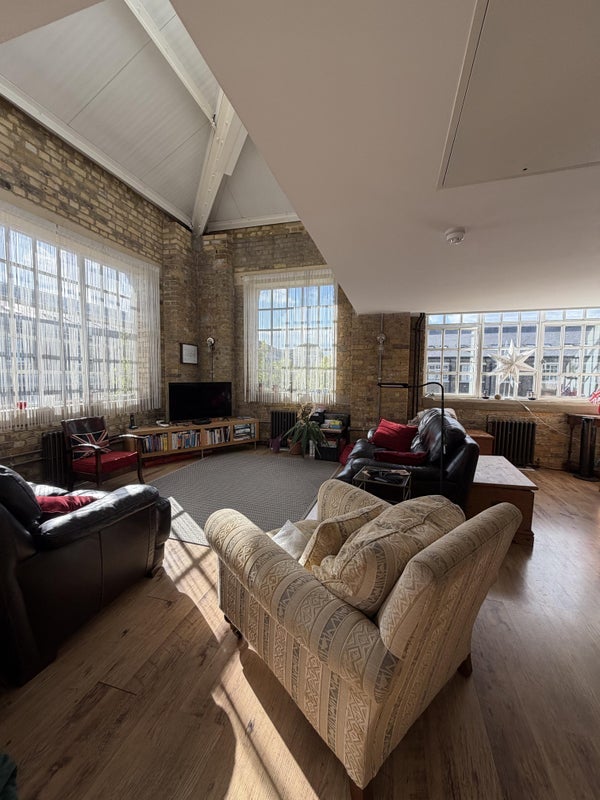 Room Marlborough Road in Greater London
