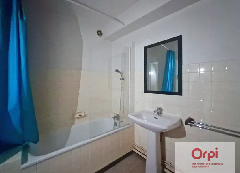 Appartement Avenue Charles de Gaulle à Montluçon