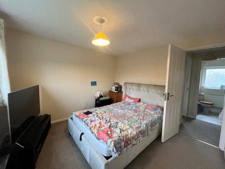 House Euston Close in West Suffolk