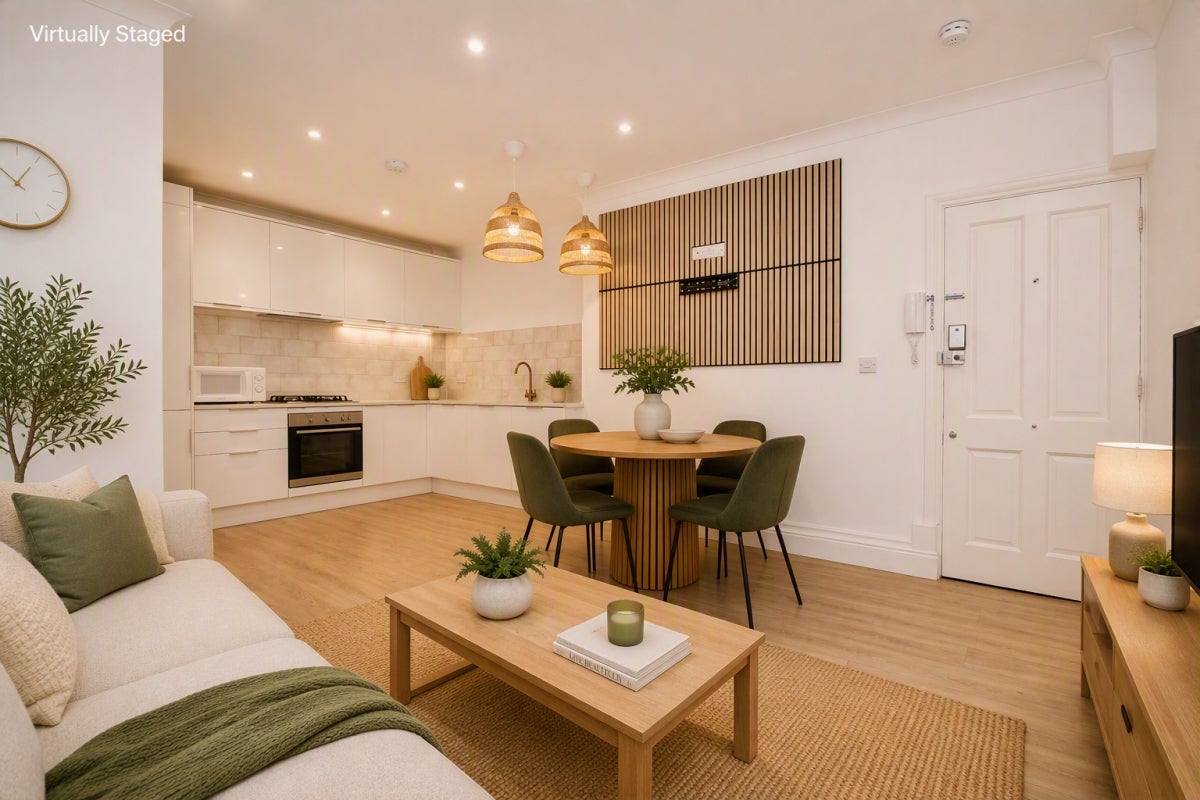 Flat Brighton Road in Greater London