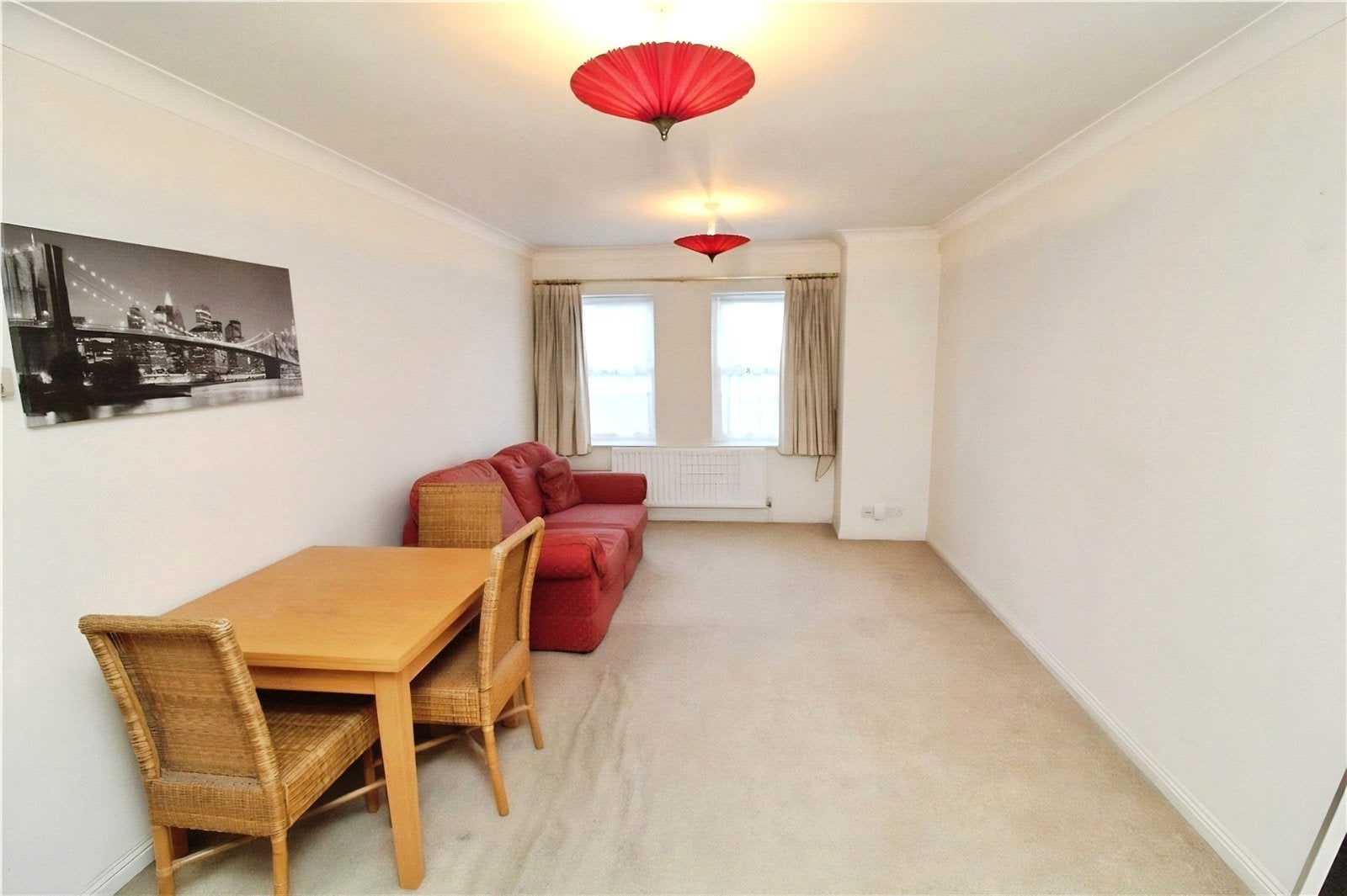 Flat Ward Close in Greater London