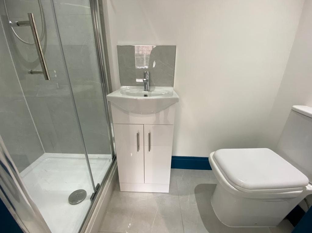 Room Keel Drive in Slough