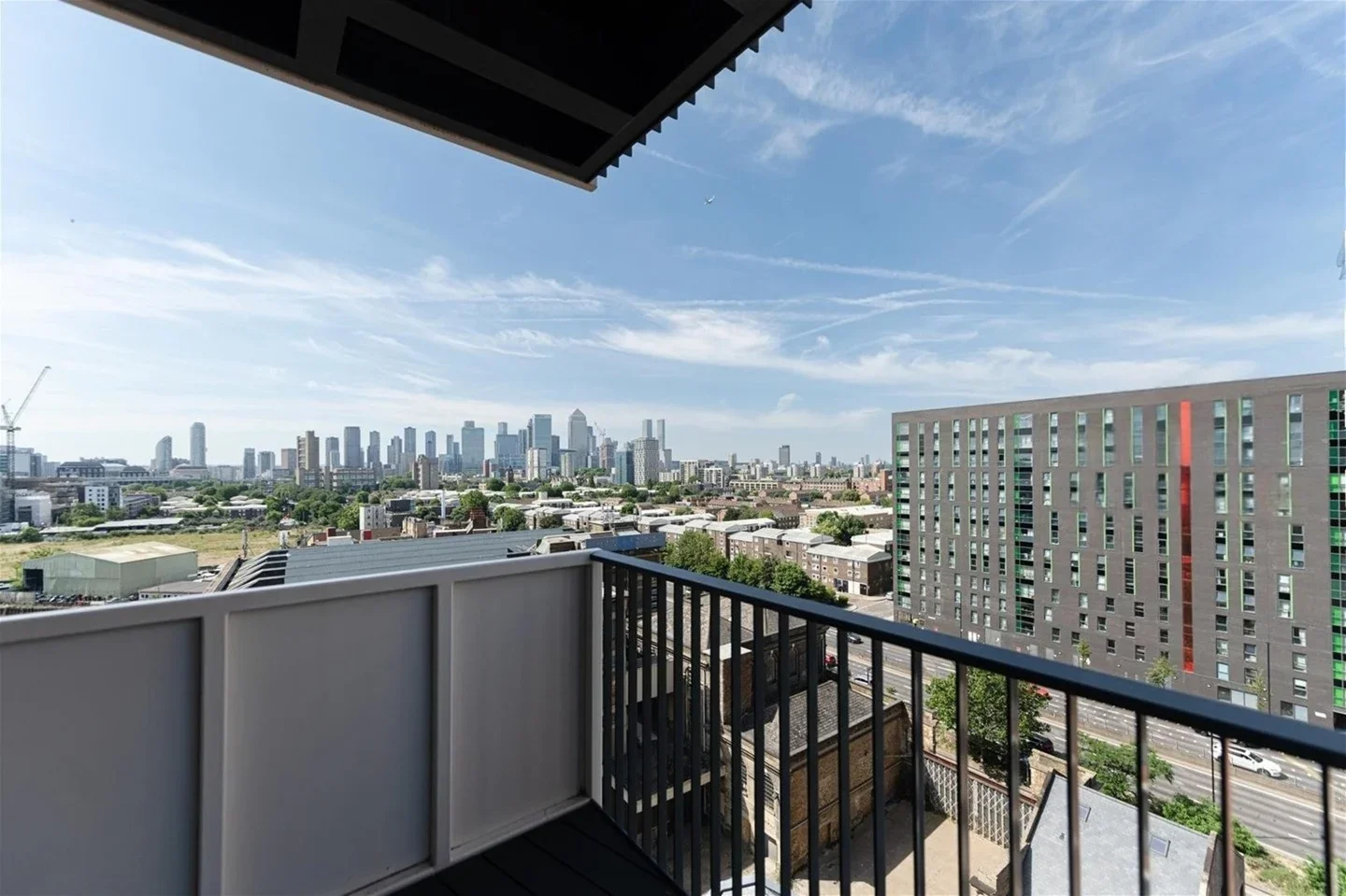 Flat Gillender Street in Greater London