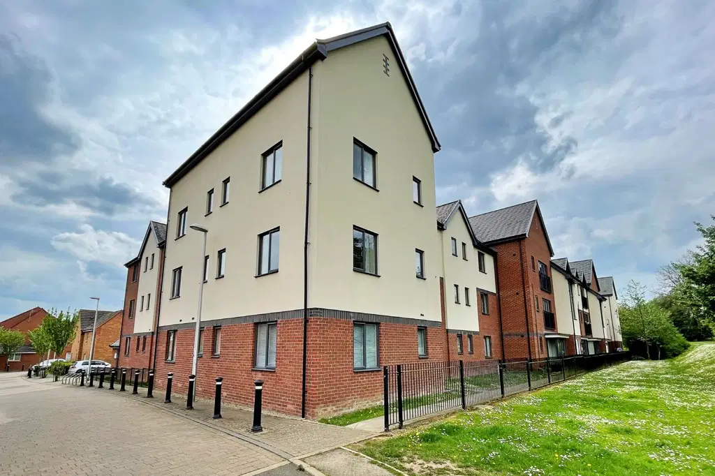 Flat Kirkistown Close in Rugby