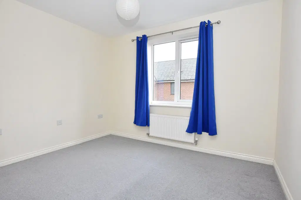 Flat Kirkistown Close in Rugby