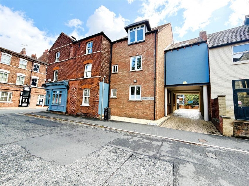Flat St Denys Road in York
