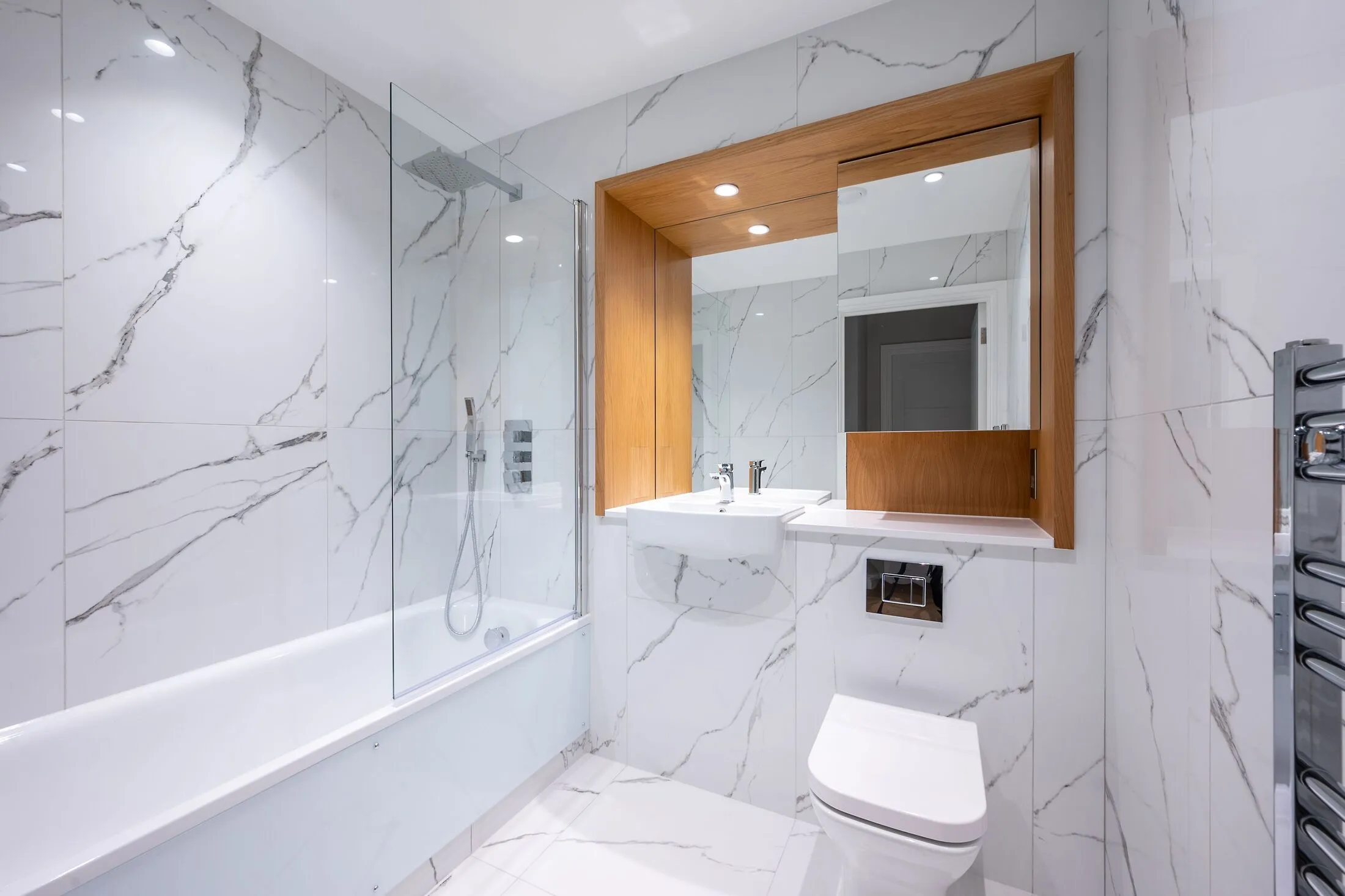 Flat Summerstown in Greater London