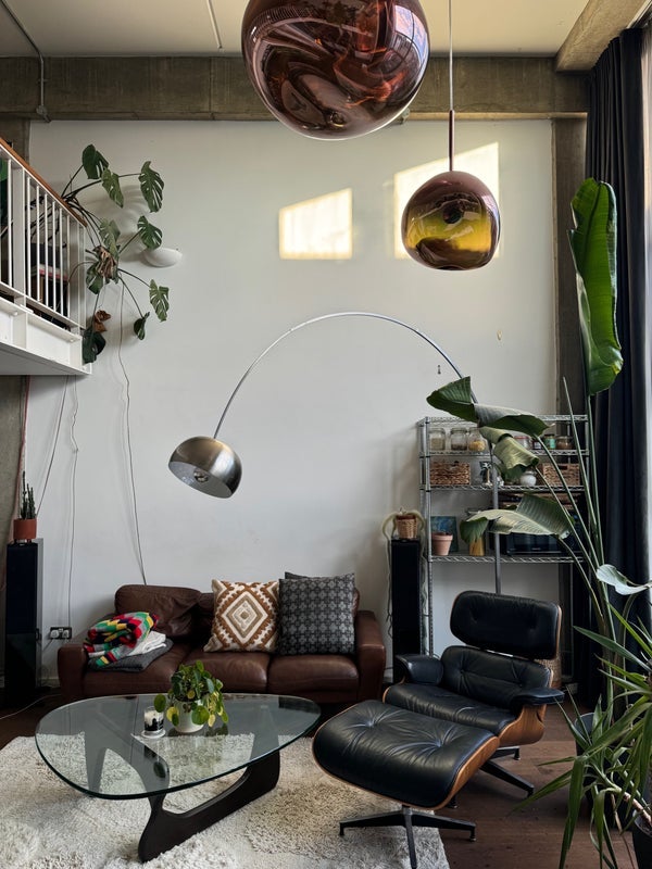Flat Kingsland Road in Greater London