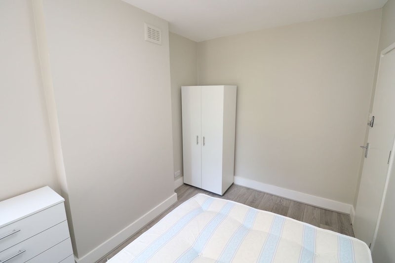 Room Mabley Street in Greater London