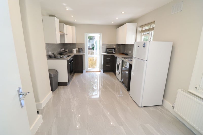 Room Mabley Street in Greater London