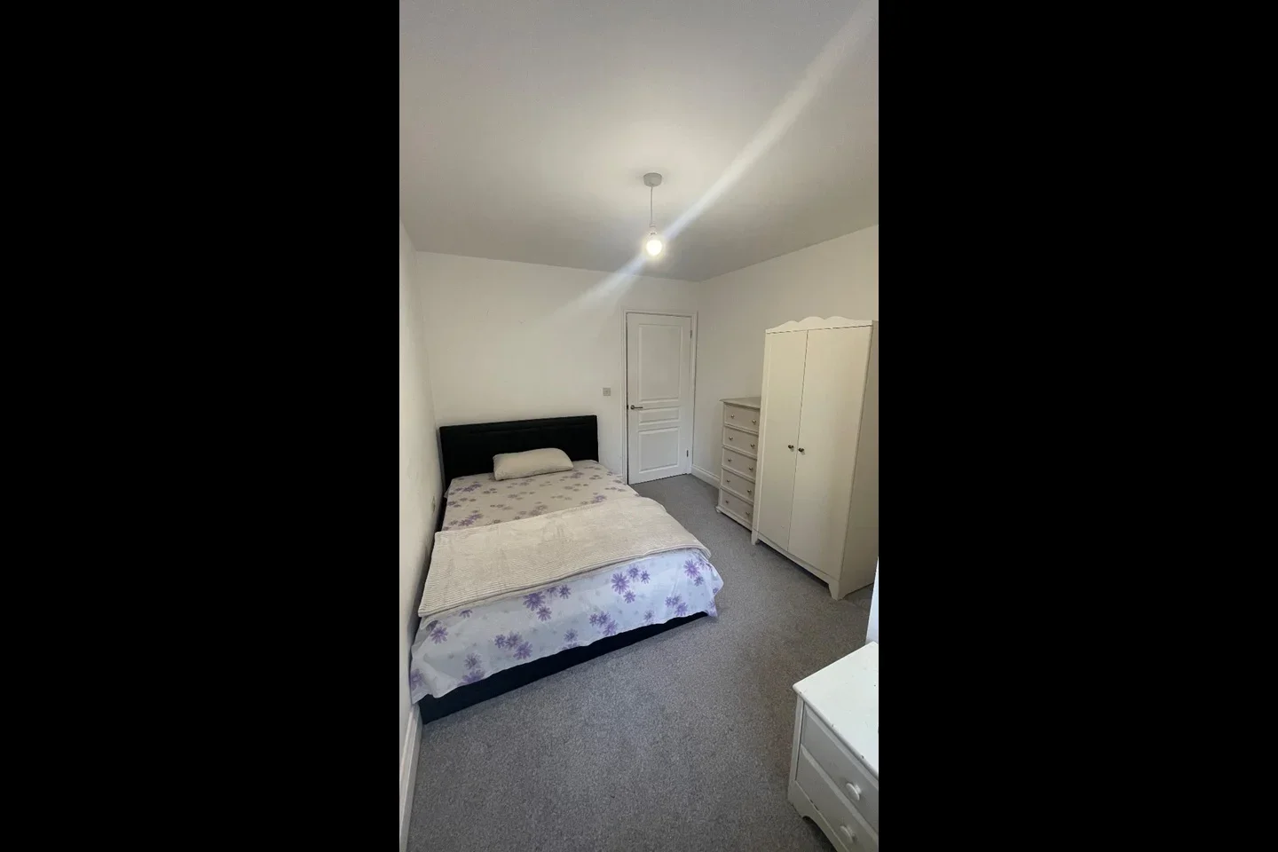Room Hooper Court in Borough of Spelthorne