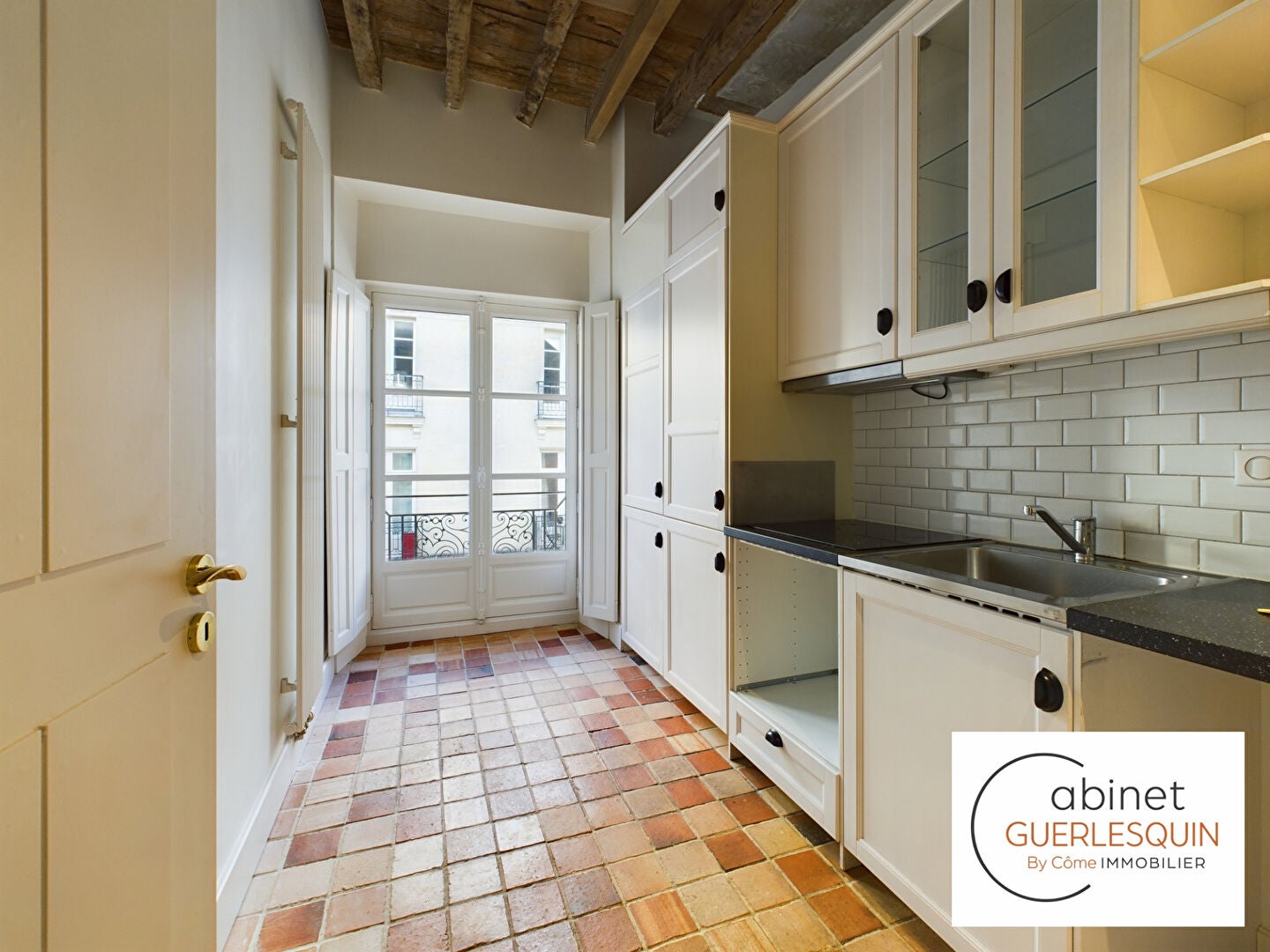 Flat Rue Gaston Turpin in Nantes