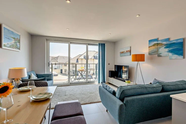 Flat Warren Edge Close in Bournemouth