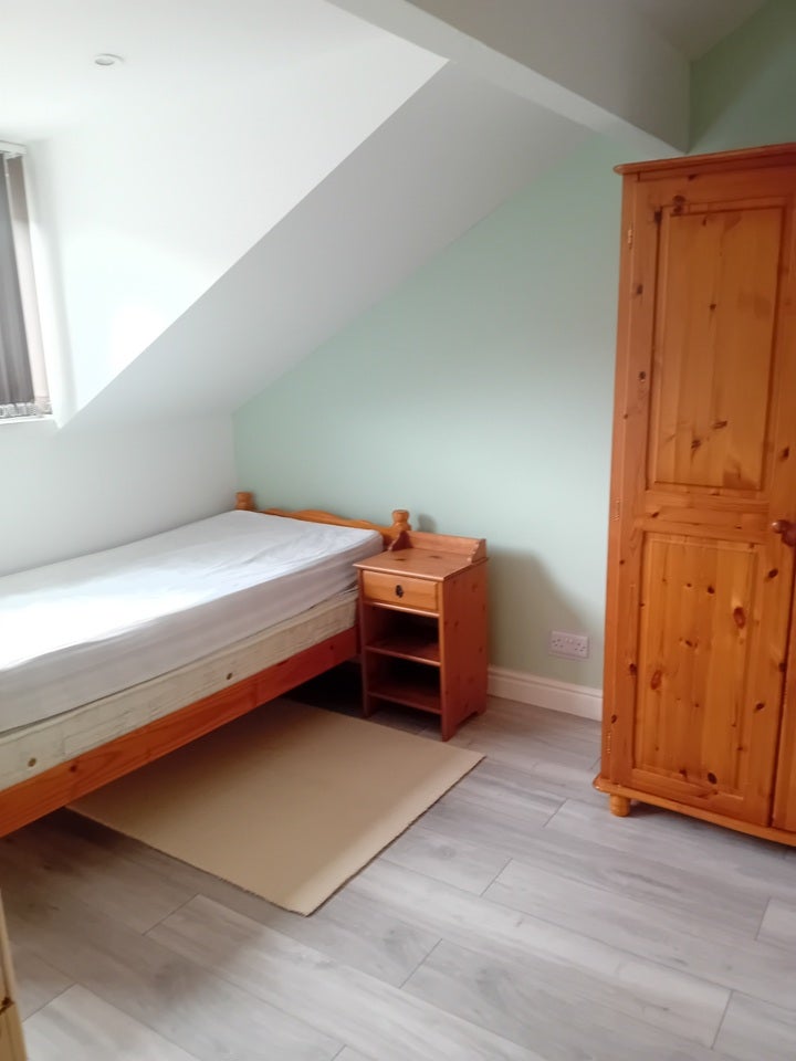Room Parkwood Street in Bradford
