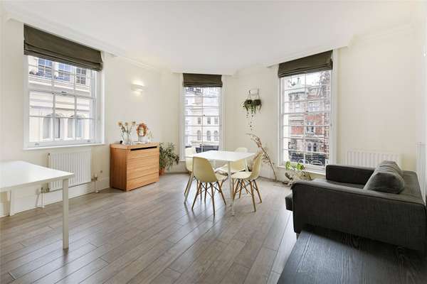 Flat New Oxford Street in Greater London