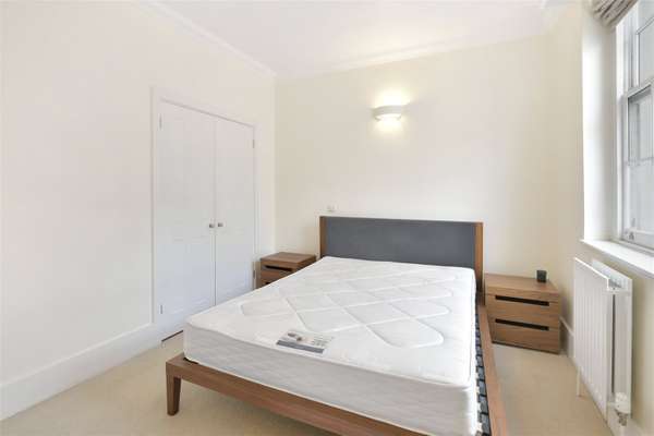 Flat New Oxford Street in Greater London