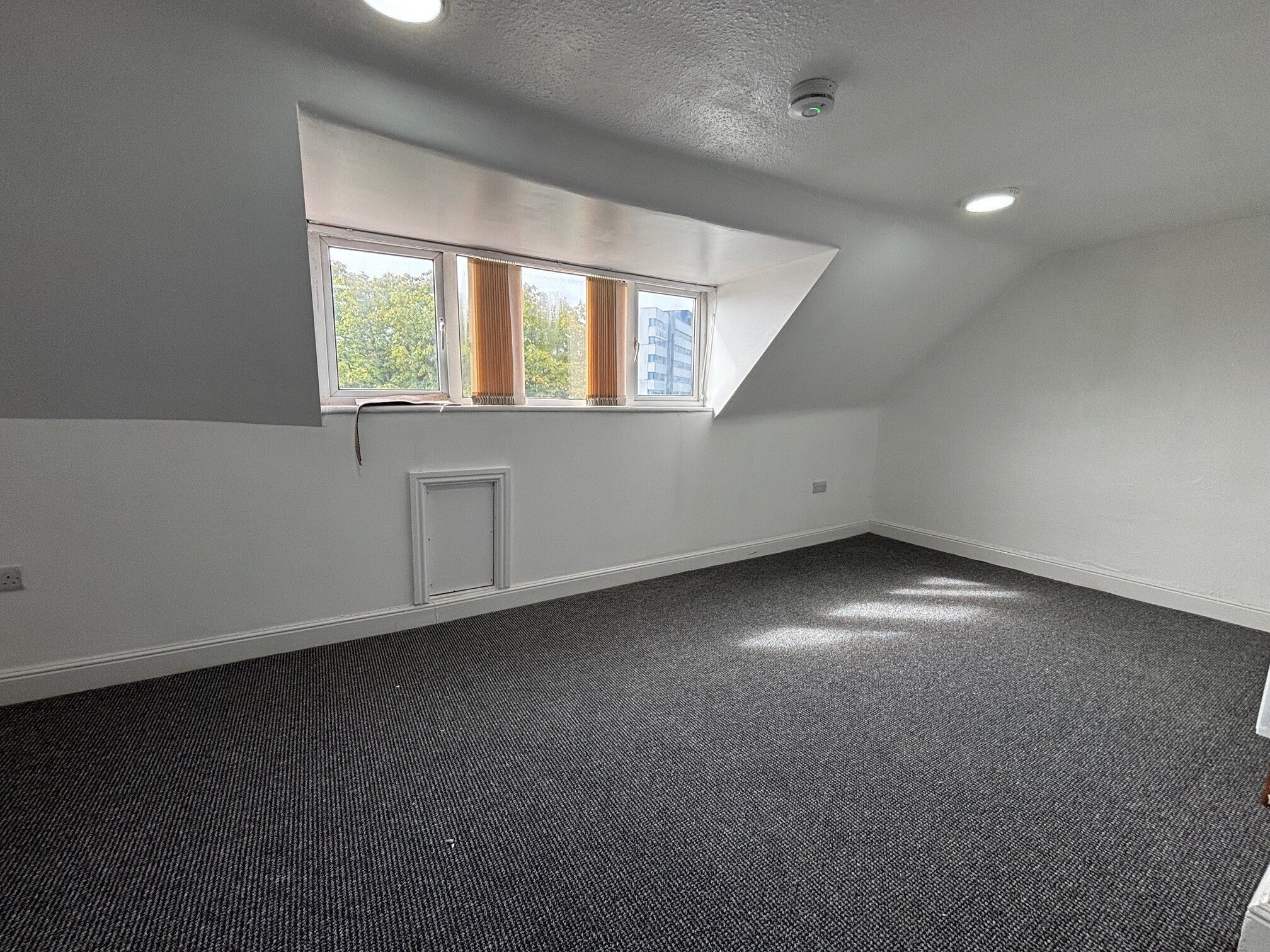Flat Wolverhampton Road in Sandwell