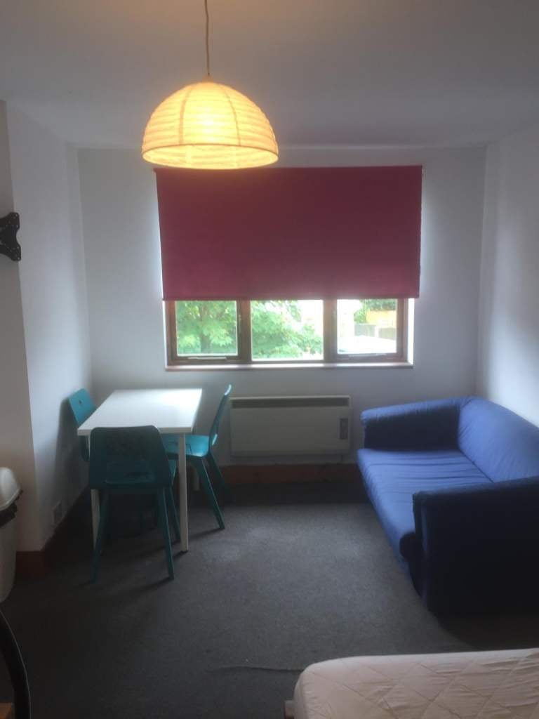Flat Morden Road in Greater London