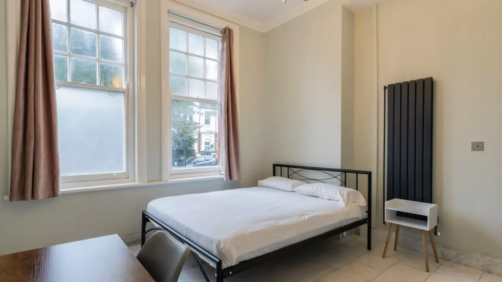 Room Frognal in Greater London