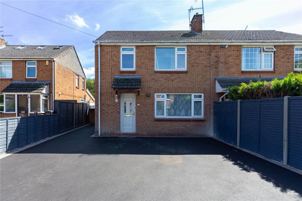 House Trevisa Grove in Bristol