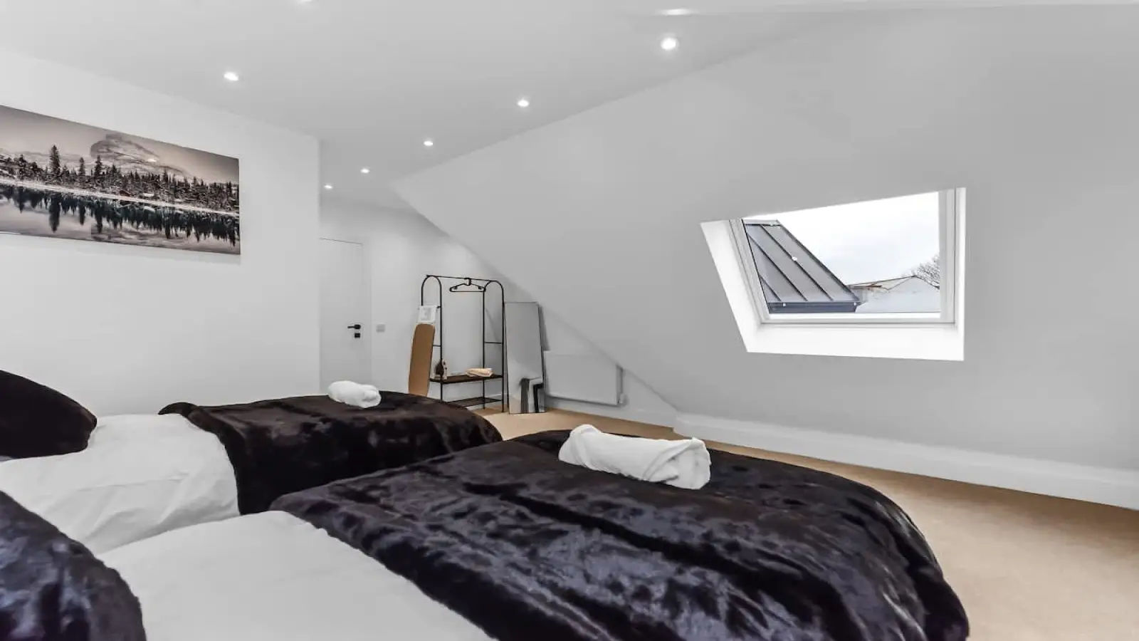 Flat Vincent Road in Greater London