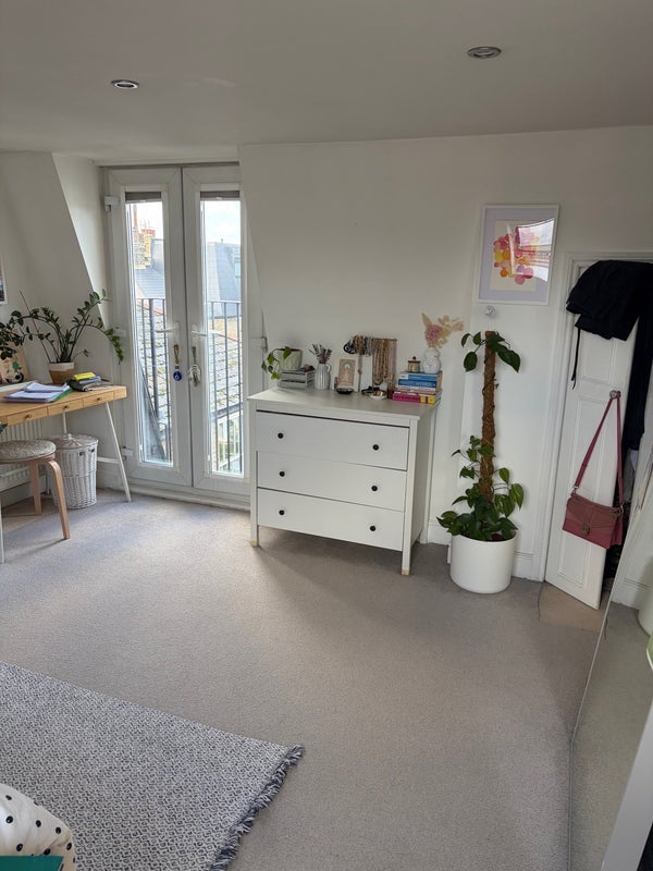 Room Blackett Street in Greater London