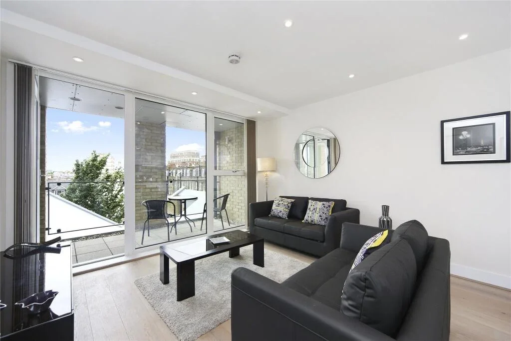 Flat King Street in Greater London