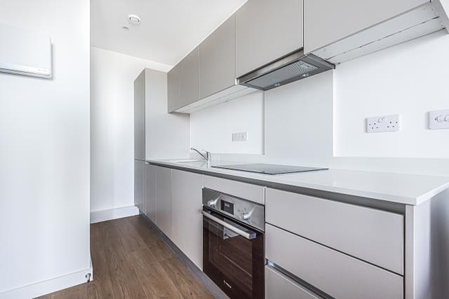 Flat Bond Way in Bracknell
