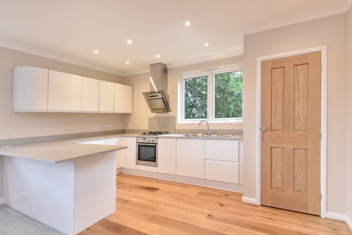 Flat Albury Road in Guildford
