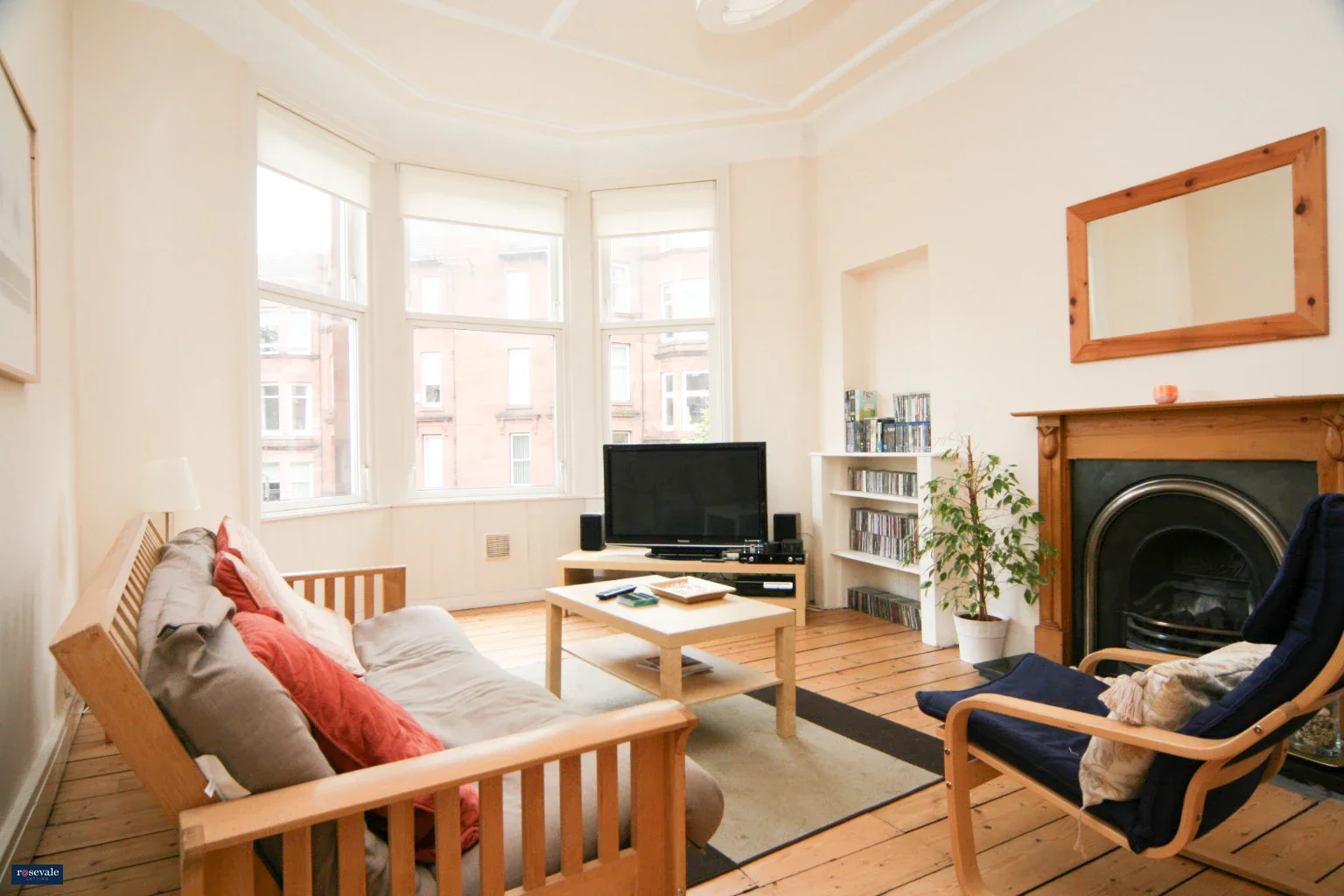 Flat Bellwood Street in Glasgow