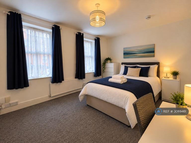Room Argyle Street in Reading