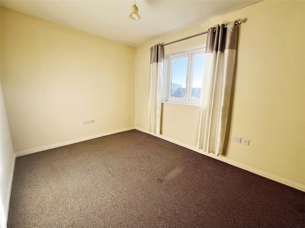 Flat Addenbrooke Drive in Liverpool