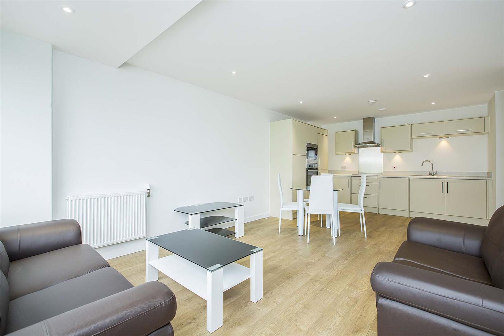 Flat Sancroft Street in Greater London