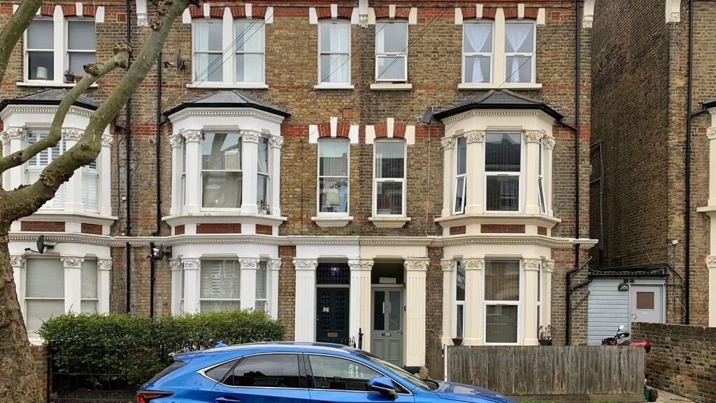 Flat Ashmore Road in City of Westminster