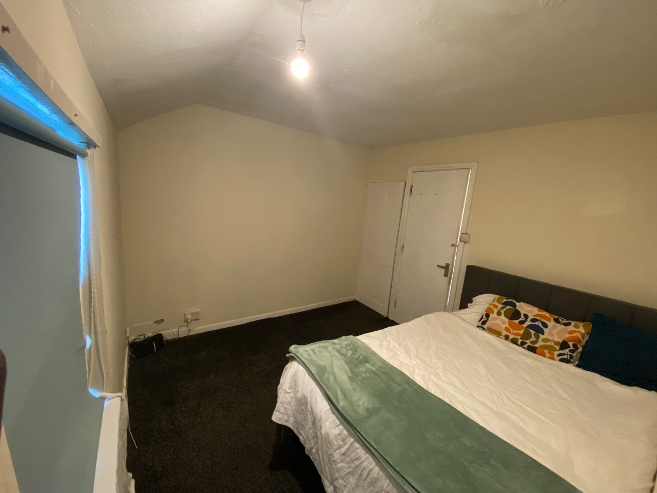 Room Alfreton Road in Nottingham