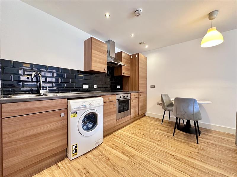 Flat Sillavan Way in Salford