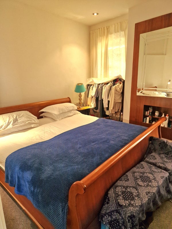 Room Alexandra Park Road in Greater London