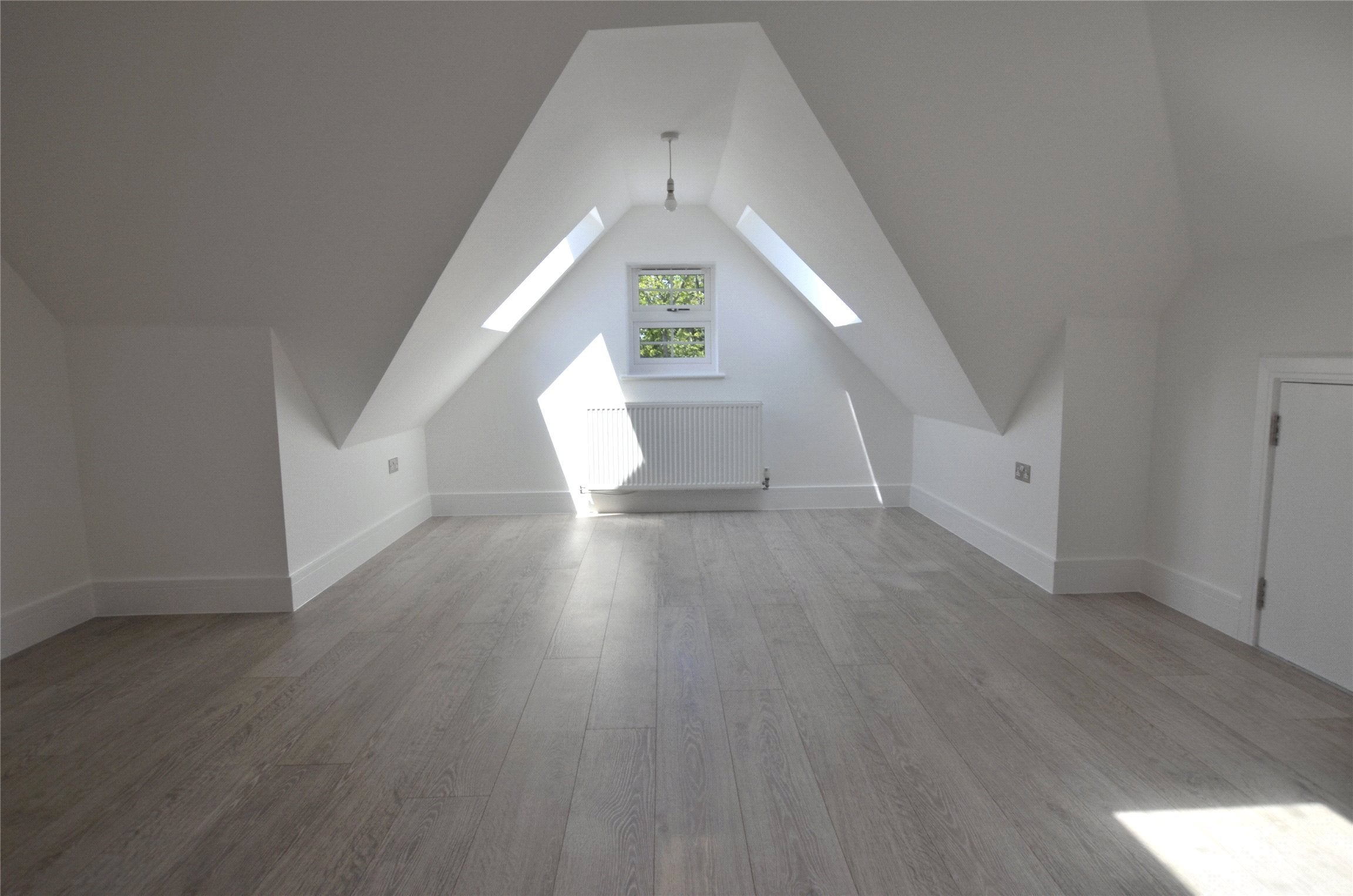 Flat Borrowdale Drive in Greater London