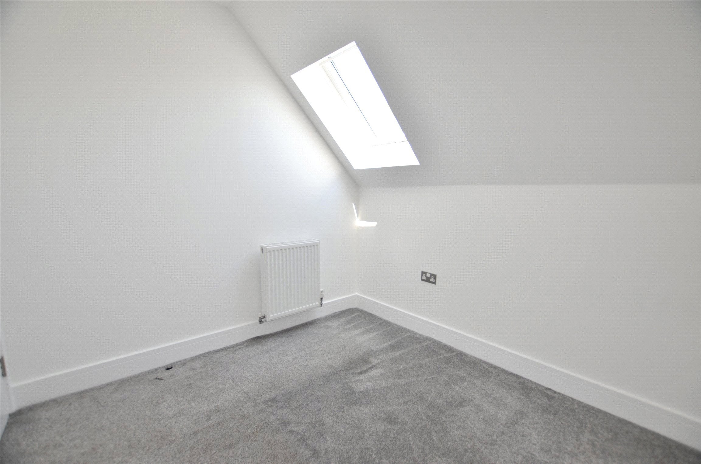 Flat Borrowdale Drive in Greater London