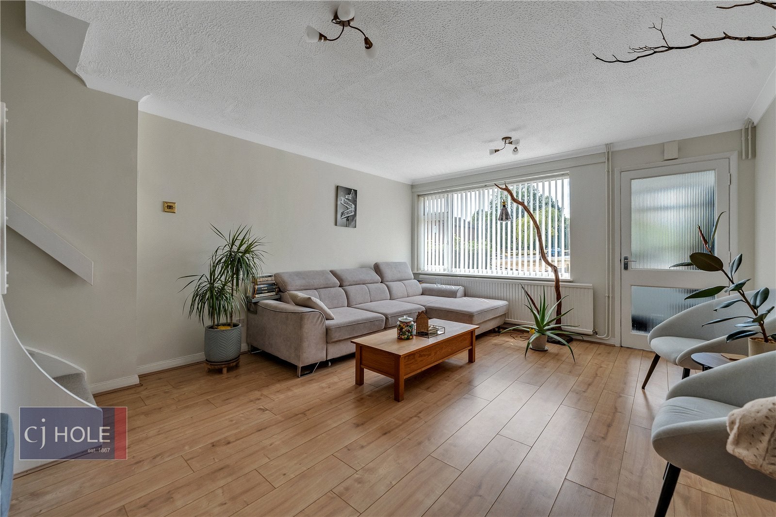 House Palmdale Close in Kingswood